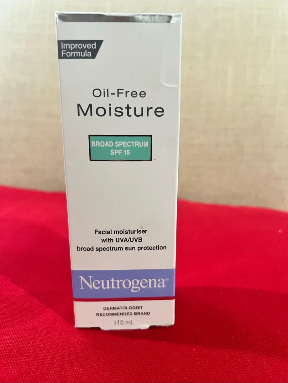 Neutrogena Oil Free Moisturizer with SPF 15